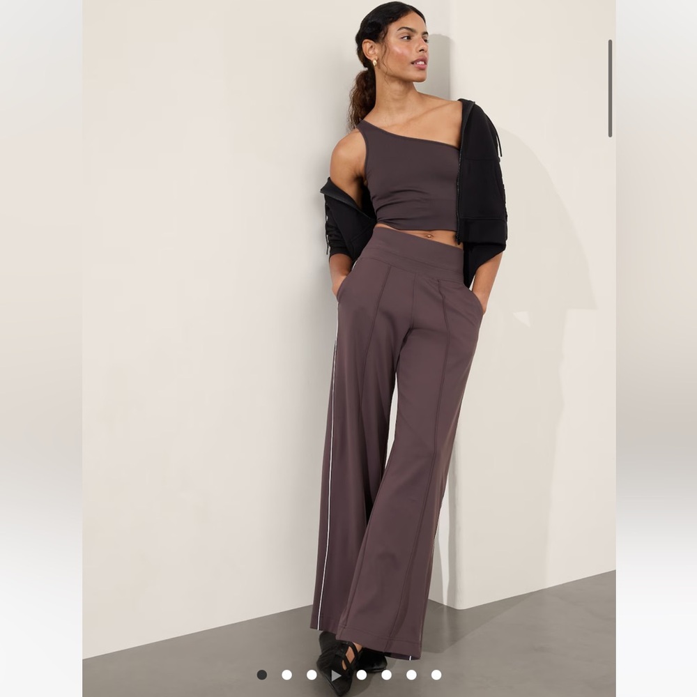 HIGH RISE TRACK STRIPE WIDE LEG PANT. New, without tags